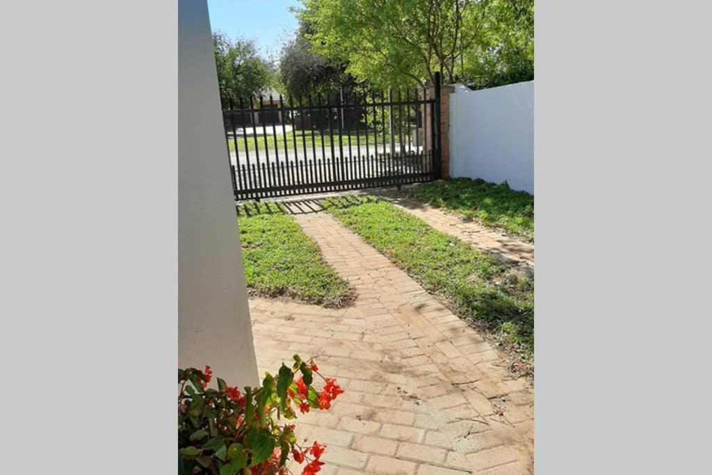 Kruger Southern Cross Malalane Exterior foto